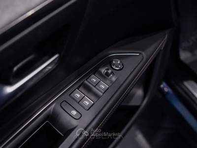 Peugeot 5008 PureTech Turbo 130 S&S EAT8 GT Nero usata Pozzuoli