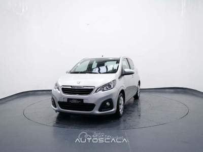 Peugeot 108 1.0 e-VTi 72cv 5 porte Active Argento usata Pozzuoli
