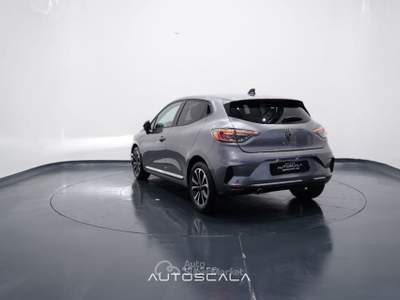 Renault Clio 1.0 TCe 90cv 5 porte Techno Grigio usata Pozzuoli