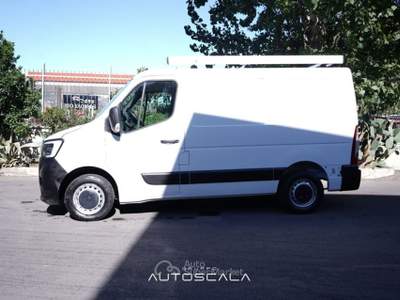 Renault Master T28 2.3 dCi 135 PC-TM Furgone Ice Bianco usata Pozzuoli
