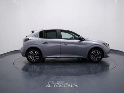 Peugeot 208 1.2 PureTech 75cv S&S 5 porte Style Grigio usata Pozzuoli