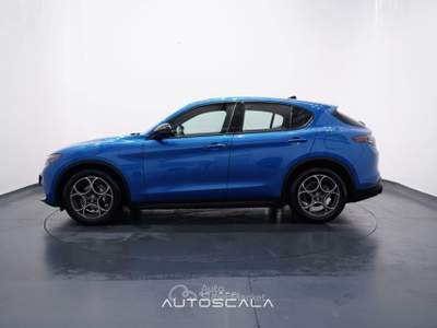 Alfa Romeo Stelvio 2.2 Turbodiesel 160 CV AT8 RWD Sprint Blu/Azzurro usata Pozzuoli