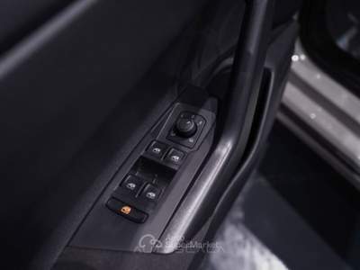 Volkswagen Taigo 1.0 TSI 110 CV Life Grigio usata Pozzuoli