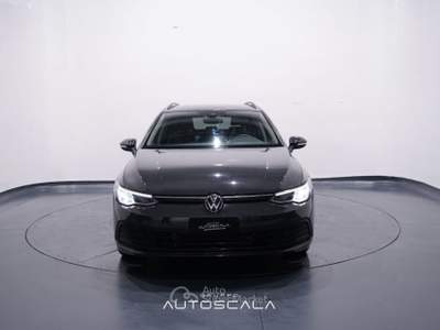 Volkswagen Golf Variant 1.5 TGI 130cv Metano Life Grigio usata Pozzuoli