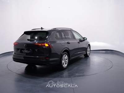 Volkswagen Golf Variant 1.5 TGI 130cv Metano Life Grigio usata Pozzuoli