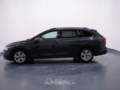 Volkswagen Golf Variant 1.5 TGI 130cv Metano Life Grigio usata Pozzuoli
