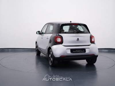 Smart ForFour 1.0 70cv GPL Passion #Navy #Led Nero usata Pozzuoli