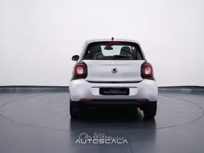 Smart ForFour 1.0 70cv GPL Passion #Navy #Led Nero usata Pozzuoli