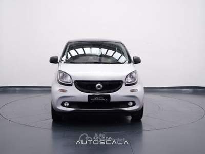 Smart ForFour 1.0 70cv GPL Passion #Navy #Led Nero usata Pozzuoli