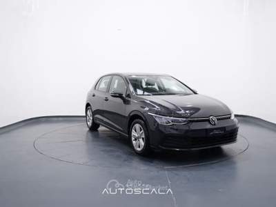 Volkswagen Golf 1.0 TSI 110cv EVO DSG Life Grigio usata Pozzuoli
