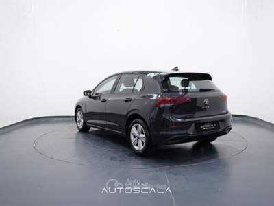 Volkswagen Golf 1.0 TSI 110cv EVO DSG Life Grigio usata Pozzuoli