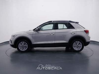 Volkswagen T-Roc 1.5 TSI 150cv ACT DSG Life Grigio usata Pozzuoli