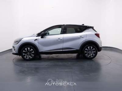Renault Captur 1.0 TCe 90cv GPL Techno Grigio usata Pozzuoli