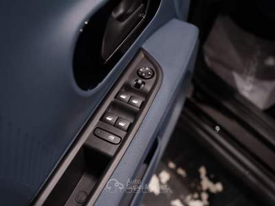 Fiat Grande Panda 1.2 Hybrid 110 CV S&S La Prima Argento usata Pozzuoli