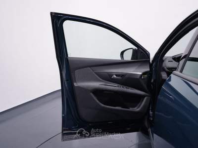 Peugeot 5008 1.2 PureTech Turbo 130cv S&S Active Pack Blu/Azzurro usata Pozzuoli