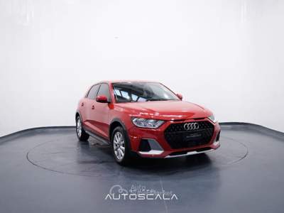 Audi A1 Citycarver 30 TFSI 110cv S Tronic Rosso usata Pozzuoli