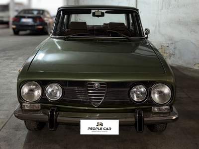 Alfa Romeo Spider 1750 anno 1970 **RESTAURATA** Verde usata Bari