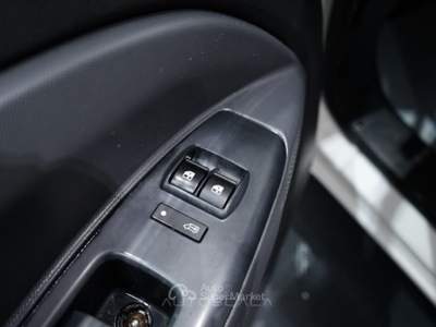 Fiat Doblò Doblo 2.0 MJT FRIGO -20° 08/26 PARATIA DIVI Bianco usata Pozzuoli