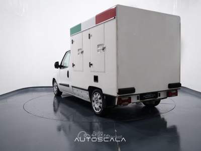 Fiat Doblò Doblo 2.0 MJT FRIGO -20° 08/26 PARATIA DIVI Bianco usata Pozzuoli