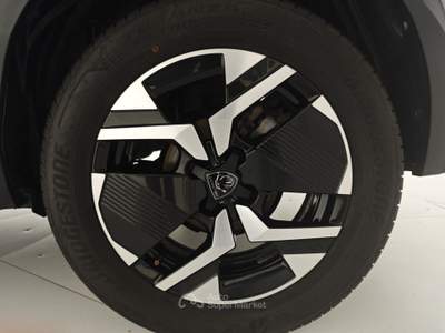 Peugeot 2008 Hybrid 145 e-DCS6 Allure Argento usata Capua