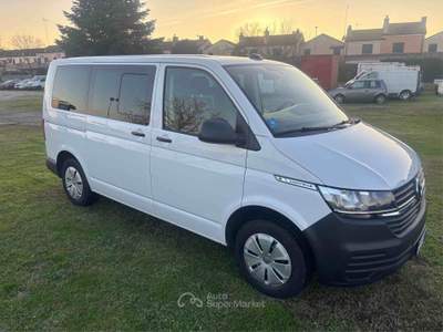 Volkswagen Caravelle T6.1 2.0 TDI 110CV PC Trendline Bianco usata COMACCHIO