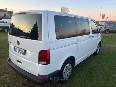 Volkswagen Caravelle T6.1 2.0 TDI 110CV PC Trendline Bianco usata COMACCHIO