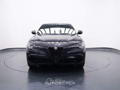Alfa Romeo Stelvio 2.2 Turbodiesel 160 CV AT8 RWD Sprint Nero usata Pozzuoli