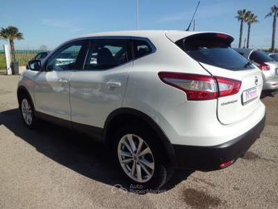 Nissan Qashqai Tekna Bianco usata Marconia di Pisticci