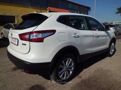Nissan Qashqai Tekna Bianco usata Marconia di Pisticci