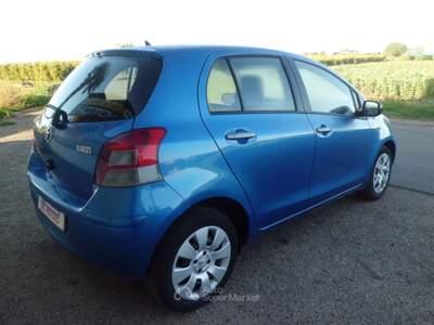 Toyota Yaris 5 porte Sol Blu/Azzurro usata Marconia di Pisticci