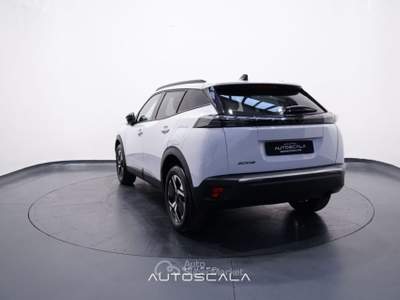 Peugeot 2008 1.2 PureTech 100cv S&S Allure Pack Vision & Drive Bianco usata Pozzuoli