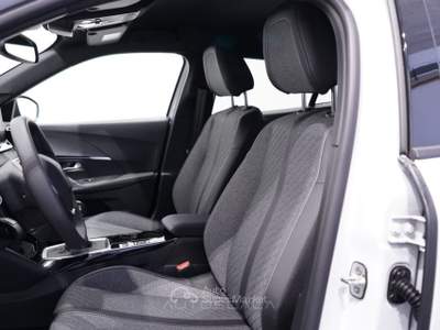 Peugeot 2008 1.2 PureTech 100cv S&S Allure Pack Vision & Drive Bianco usata Pozzuoli