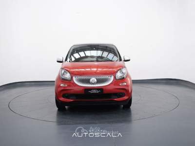 Smart ForFour 1.0 70cv Twinamic Passion Rosso usata Pozzuoli