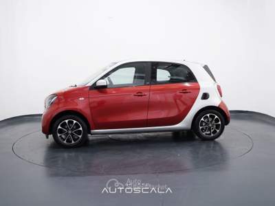 Smart ForFour 1.0 70cv Twinamic Passion Rosso usata Pozzuoli