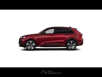 Audi TT Audi Q5 SUV S line edition e-hybrid  220 kW S tron Rosso usata San Fior