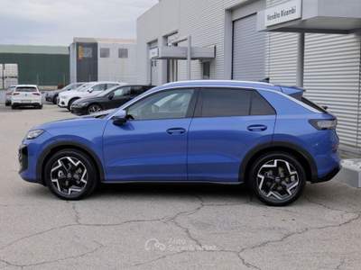 Volkswagen T-Roc NEW 1.5 eTsi 150cv R-line Dsg Blu/Azzurro usata Civita Castellana