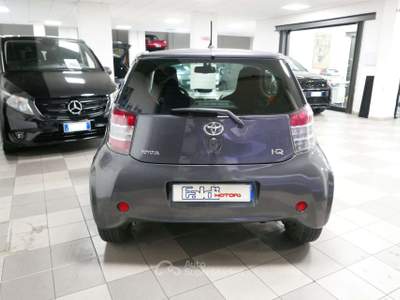 Toyota iQ 1.0 Autom. Grigio usata Firenze