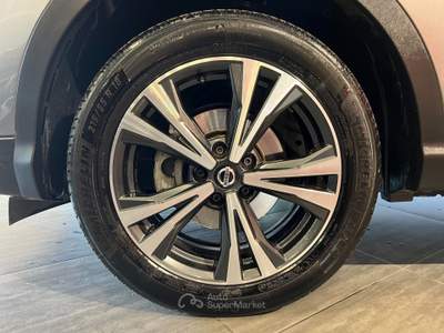Nissan Qashqai N-Connecta Grigio usata Angri
