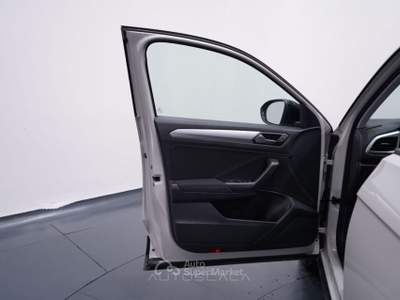Volkswagen T-Roc 2.0 TDI SCR 150cv DSG Life Grigio usata Pozzuoli