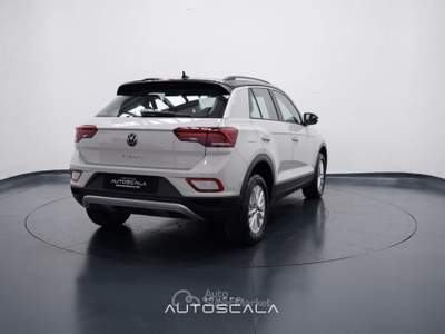 Volkswagen T-Roc 2.0 TDI SCR 150cv DSG Life Grigio usata Pozzuoli