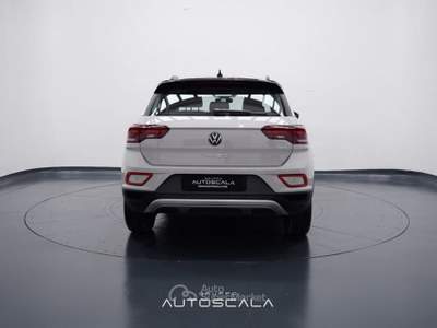 Volkswagen T-Roc 2.0 TDI SCR 150cv DSG Life Grigio usata Pozzuoli