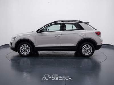 Volkswagen T-Roc 2.0 TDI SCR 150cv DSG Life Grigio usata Pozzuoli