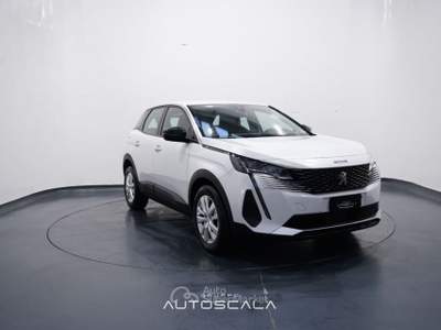 Peugeot 3008 1.2 PureTech Turbo 130cv S&S Active Pack Bianco usata Pozzuoli