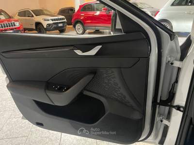 Skoda Octavia DSG Wagon Selection Bianco usata Gozzano