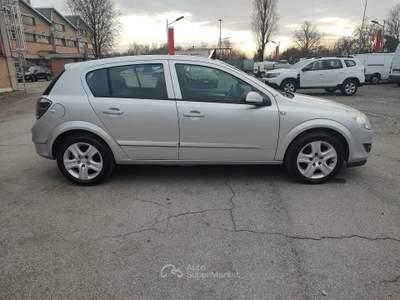 Opel Astra OK NEOPATENTATI, SOLO 65.OOOKM, SPIA MOTORE ACCESA Grigio usata Reggio nell'Emilia