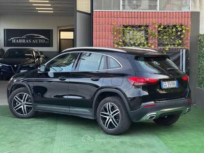 Mercedes-Benz GLA Automatic 4Matic Premium Nero usata Fontanella