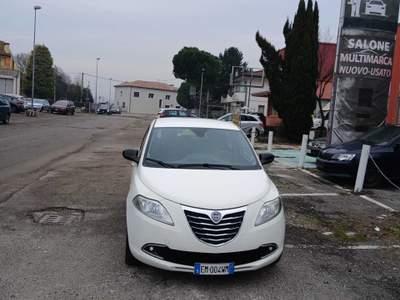 Lancia Ypsilon IDONEO ANCHE PER NEO PATENTATI Bianco usata Rovigo