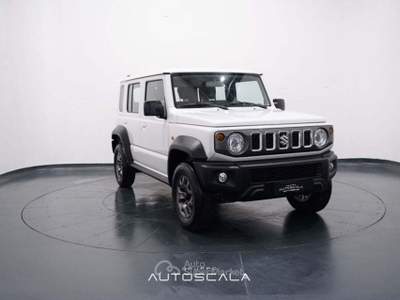 Suzuki Jimny 1.5 102cv 5 Porte 4 Posti A/T Cambio Automatico Bianco usata Pozzuoli
