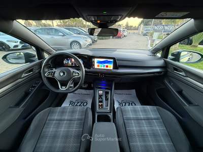 Volkswagen Golf VIII 2.0GTD 200CV DSG NAVI LED Grigio usata Mesagne