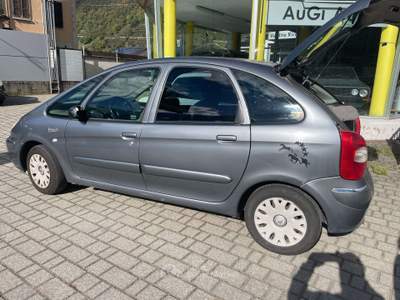 Citroen Xsara Xsara Picasso Picasso 1.6 Classique Pack usata Villa di Tirano
